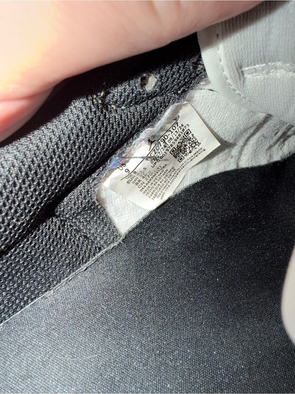 Jordan retro 1 low rookie of the year - Picture 5 of 9
